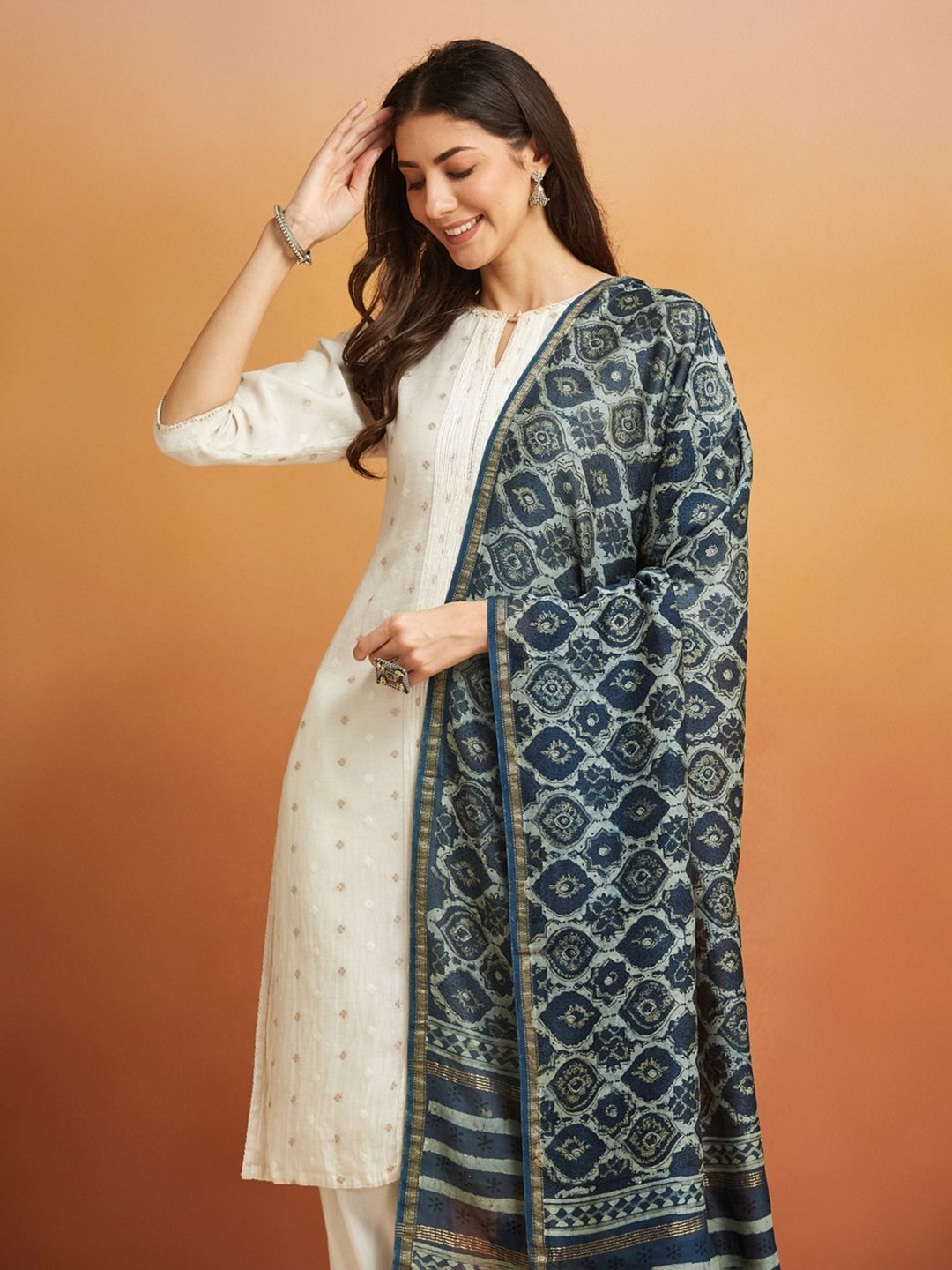 

Fabindia Indigo Cotton Silk Dabu Printed Dupatta, Blue
