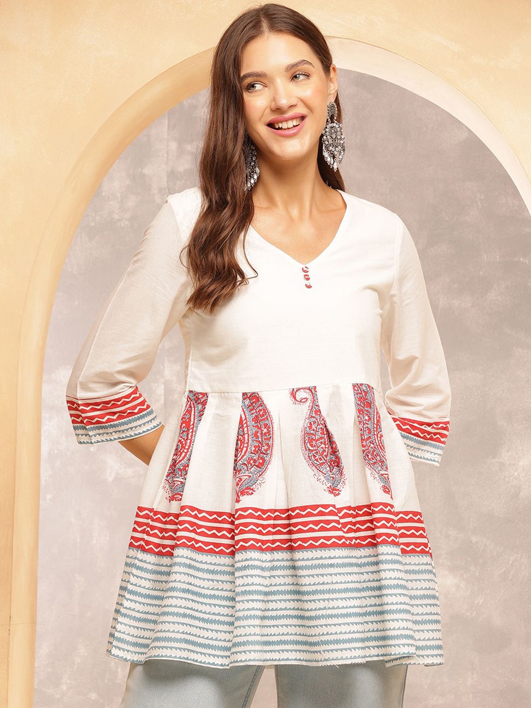 

Anouk Rustic Women Ethnic Motifs Printed V-Neck Top, White