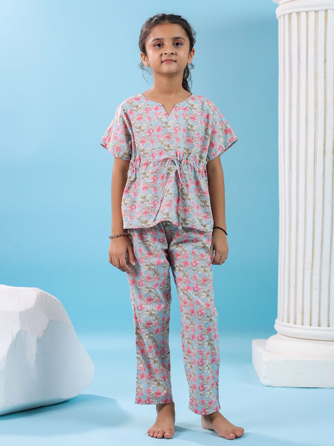 

SANSKRUTIHOMES Girls Pure Cotton Floral Printed Night suit, Sea green