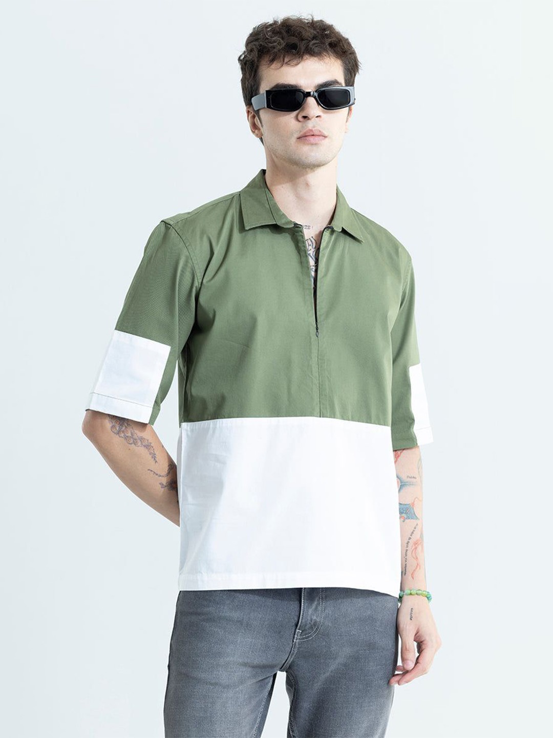 

Snitch Men Colourblocked Pure Cotton T-Shirt, Olive