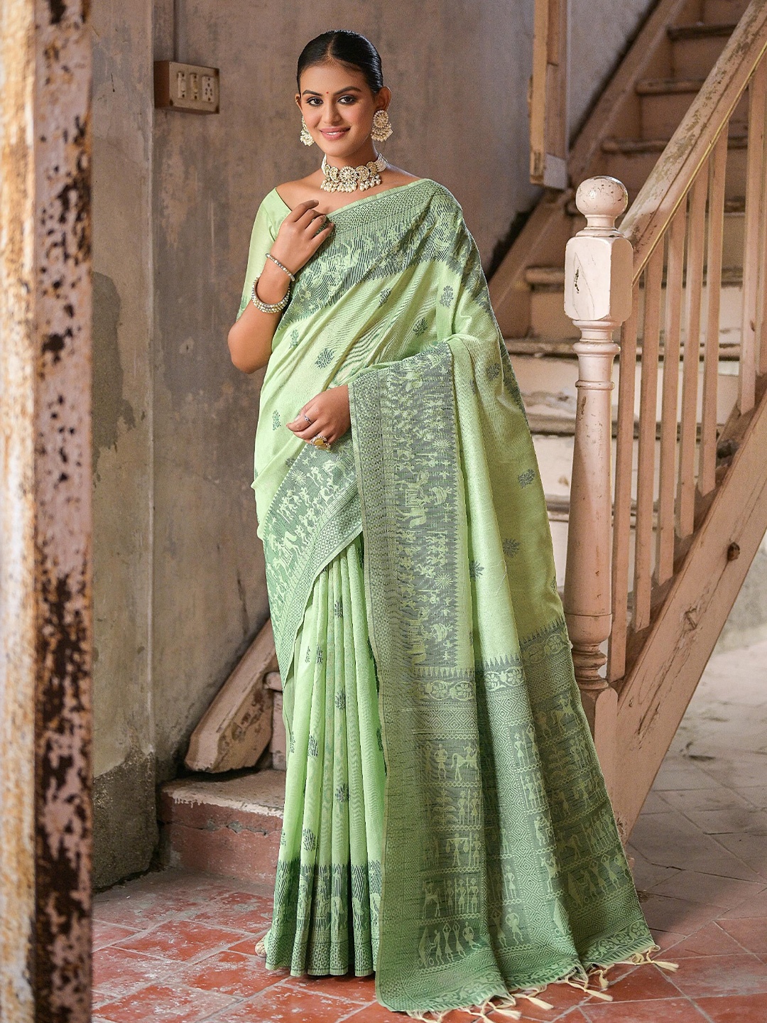 

Kandora Woven Design Zari Pure Silk Saree, Green