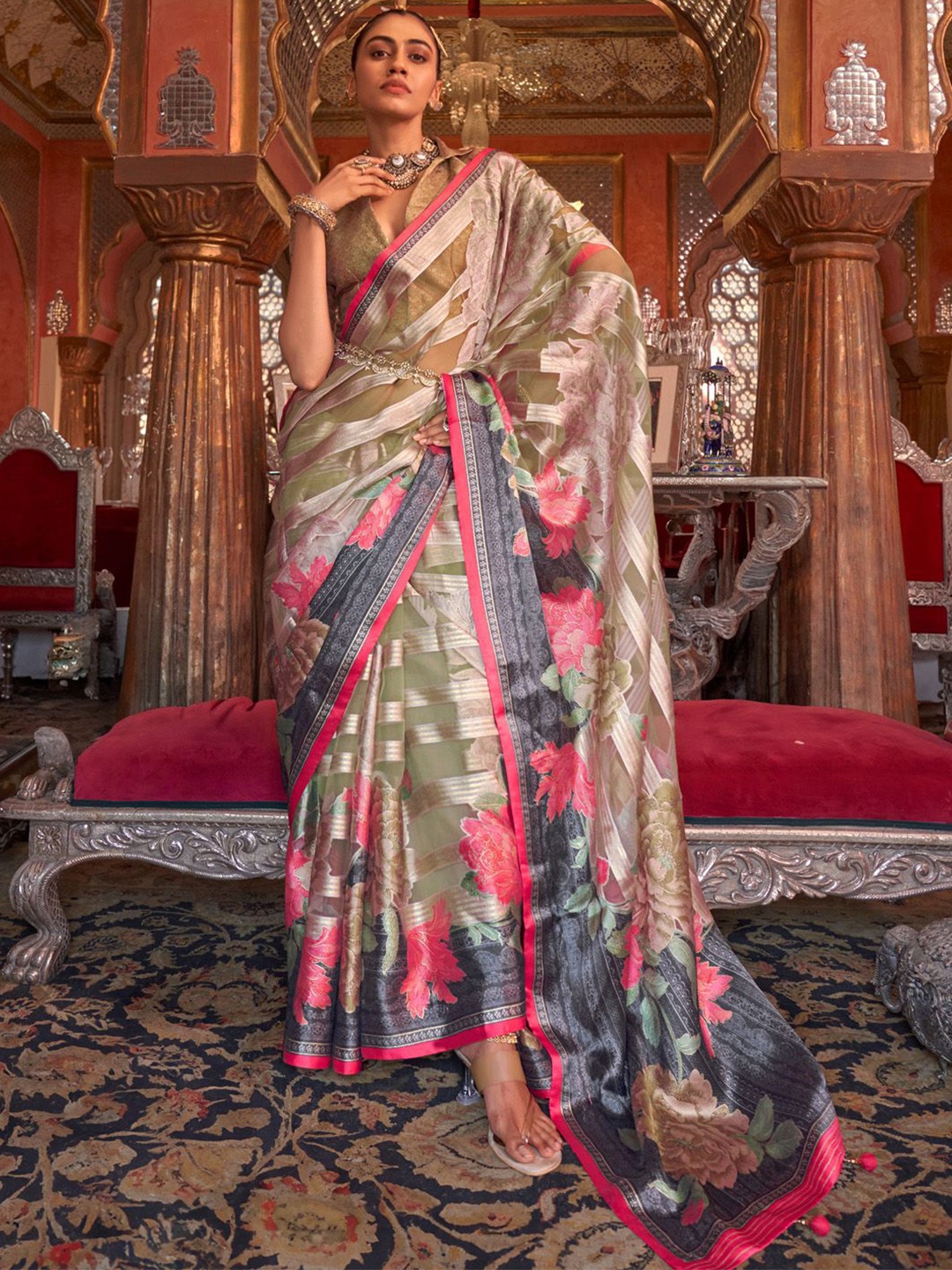 

Anouk Floral Printed Organza Saree, Green