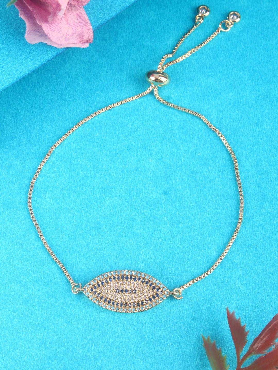 

KPOP Gold-Plated Cubic Zirconia Studded Charm Bracelet
