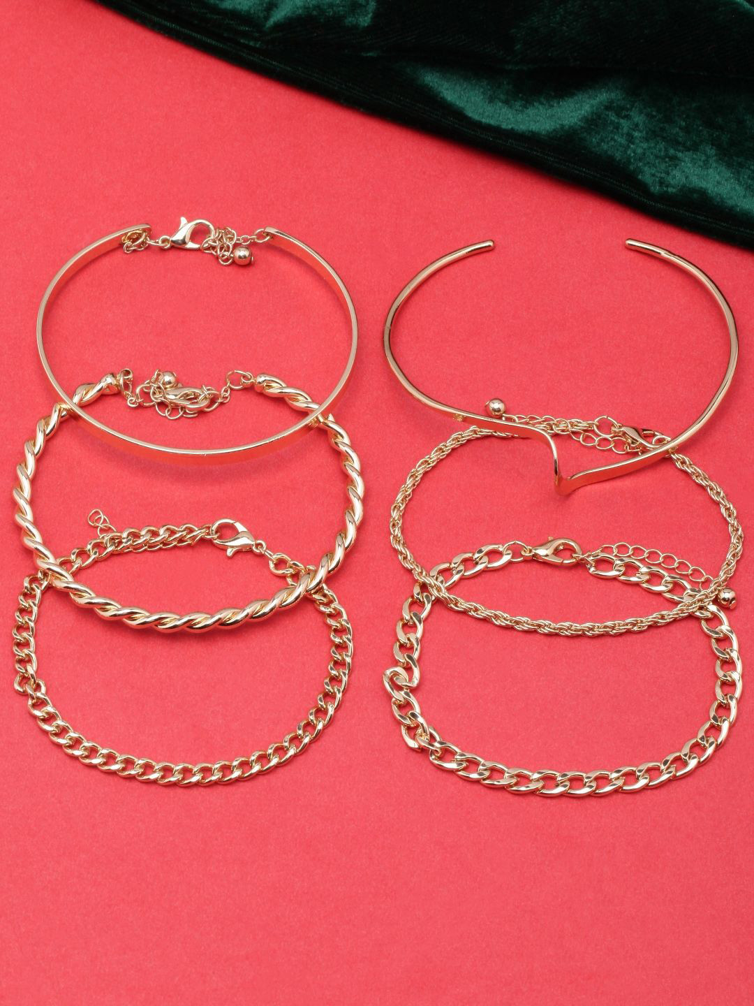 

KPOP Set Of 6 Gold-Plated Beaded Charm Bracelet