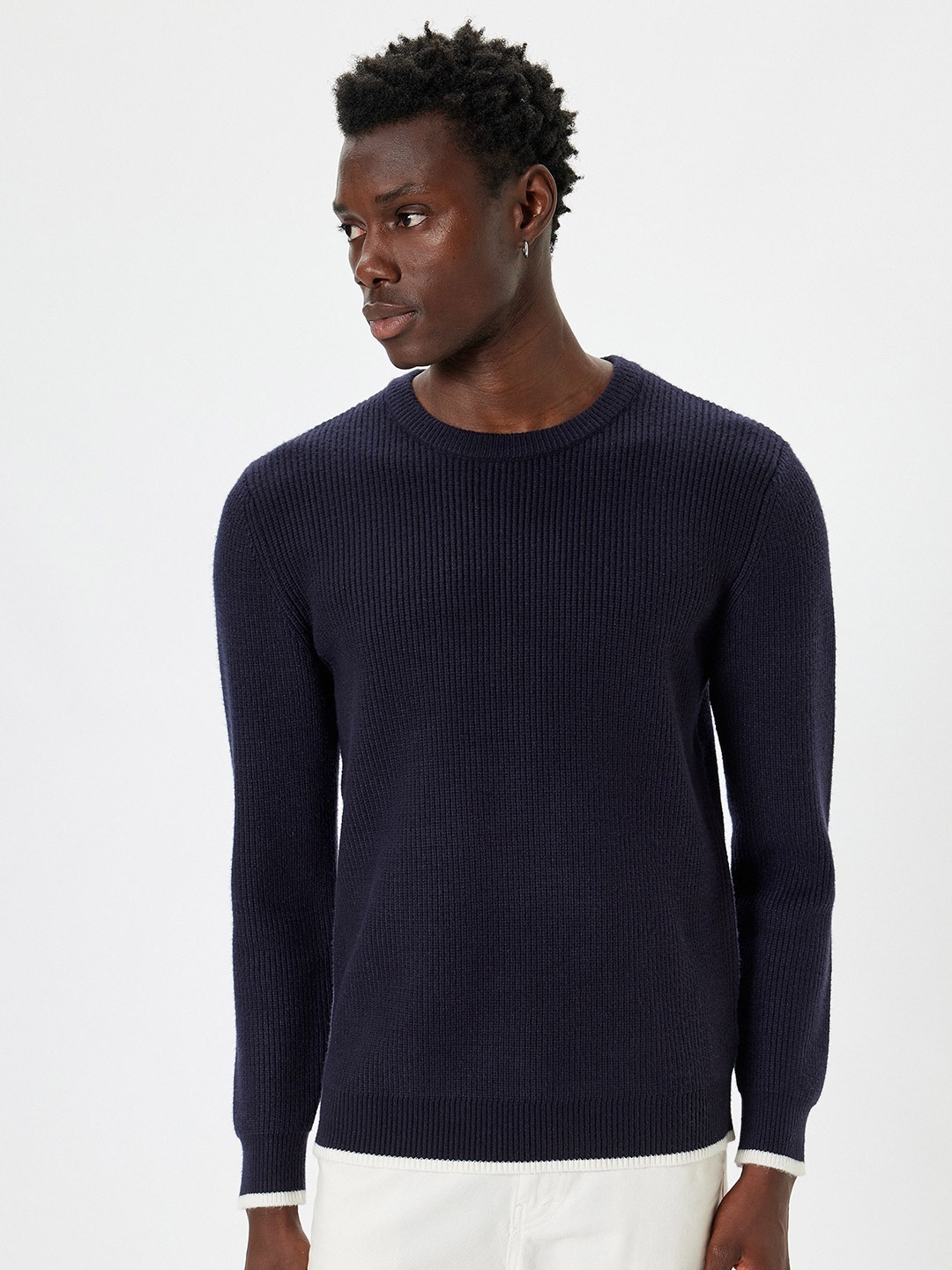 

Koton Men Round Neck Long Sleeves Pullover, Blue