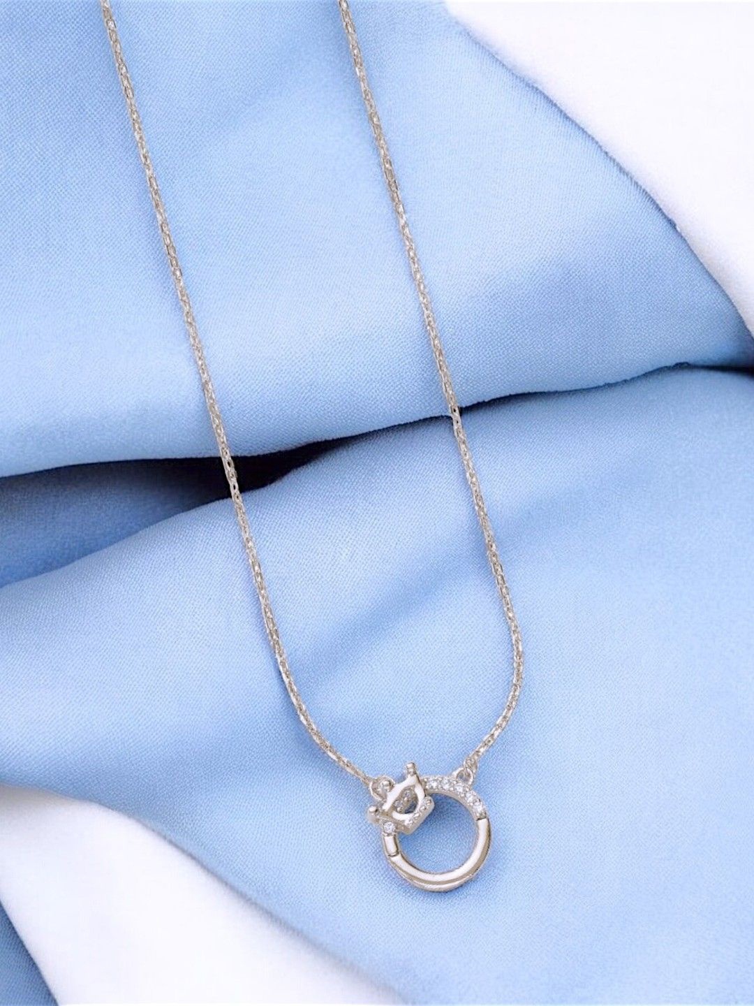 

Taraash 925 Sterling Silver Cubic Zirconia Necklace