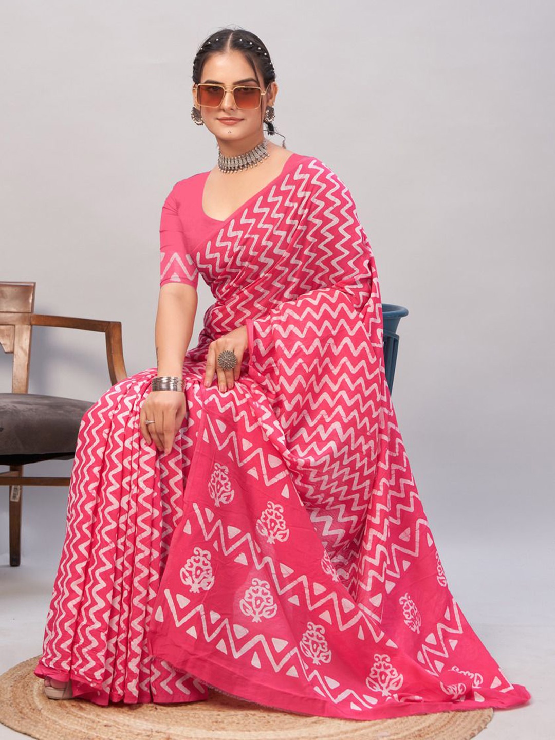 

Anouk Striped Printed Leheriya Saree, Pink
