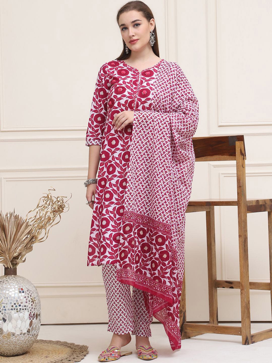 

Frempy Women Kurta with Trousers & Dupatta set, Burgundy