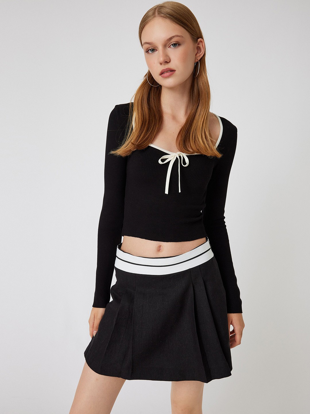 

Koton Women Solid Tie-Up Neck Top, Black