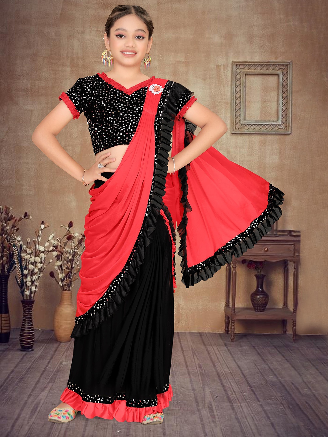 

HARPITA Sequinned Ready to Wear Saree, Red
