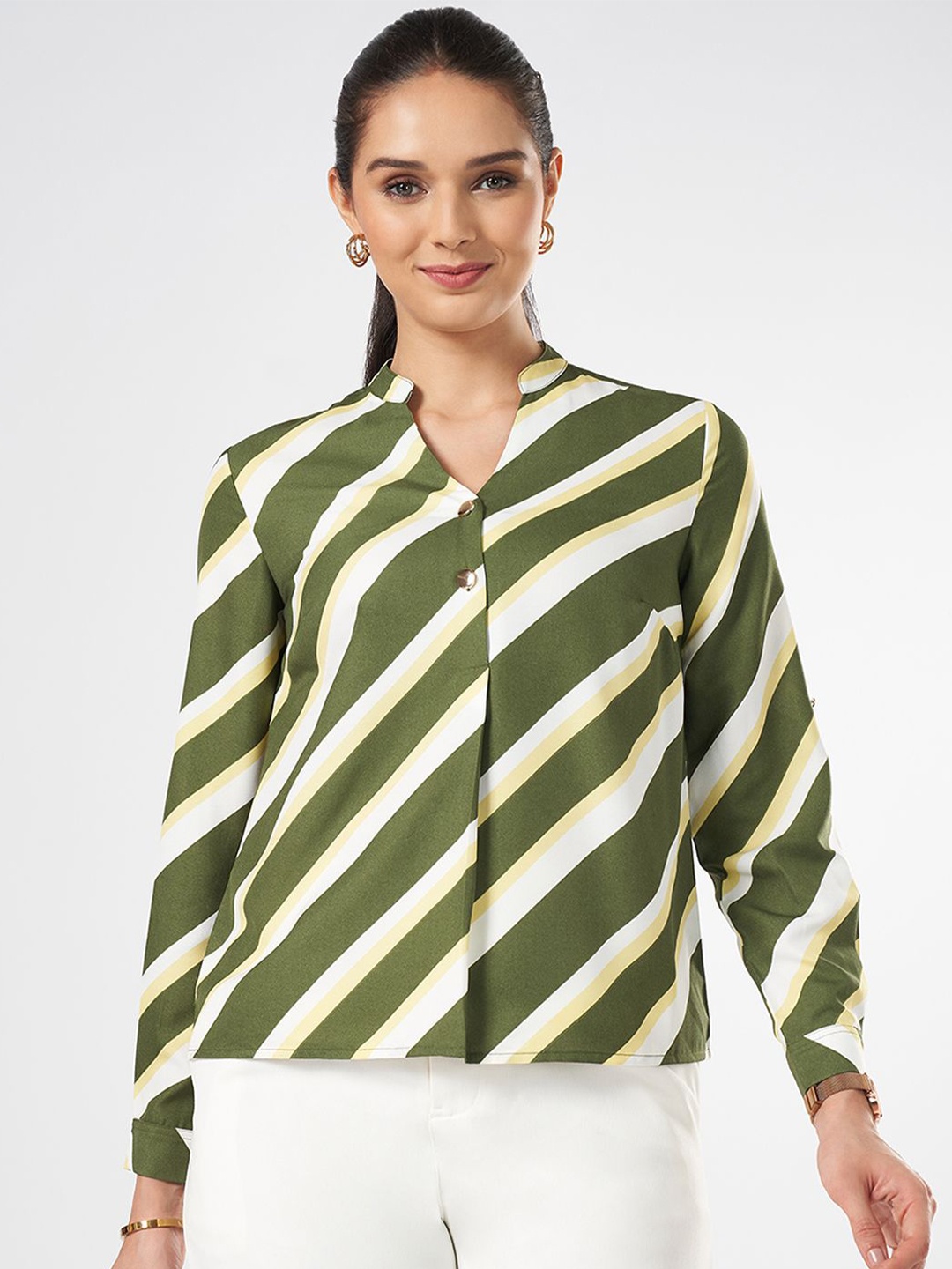 

Annabelle by Pantaloons Women Vertical Striped V-Neck Top, Green