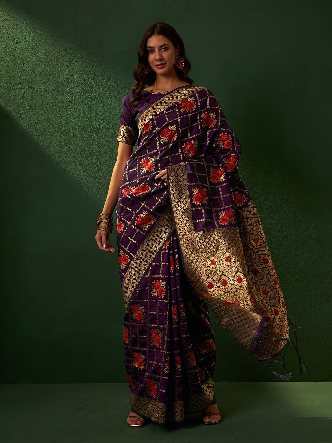 

DIVASTRI Woven Design Zari Designer Banarasi Saree, Purple