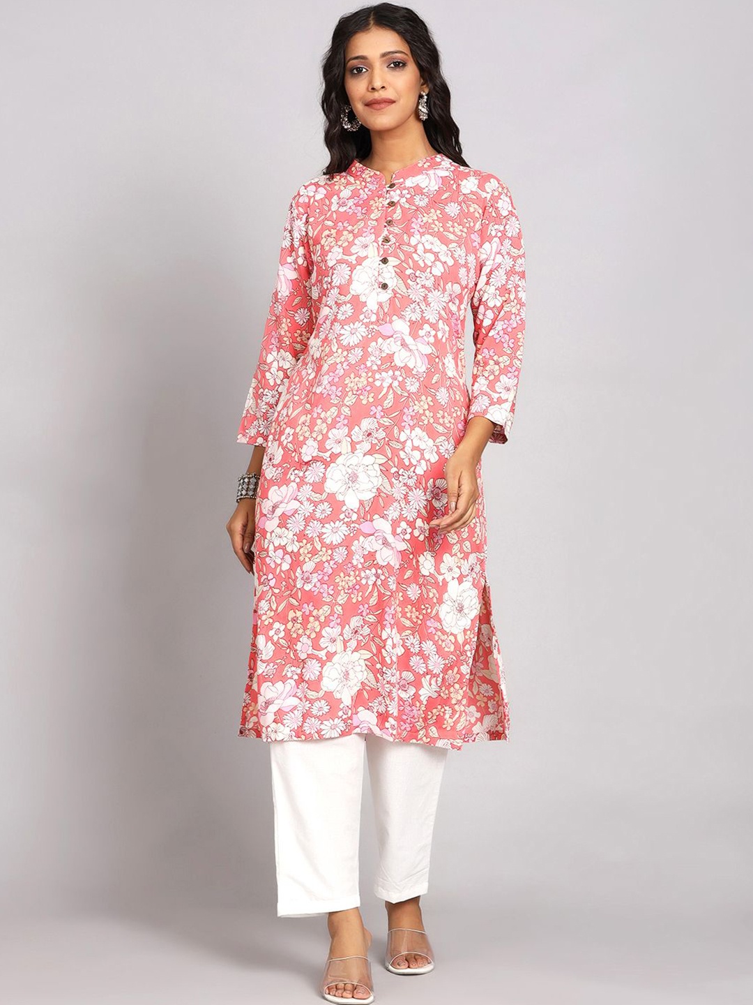 

Chandbaali Women Floral Printed Kurta, Peach