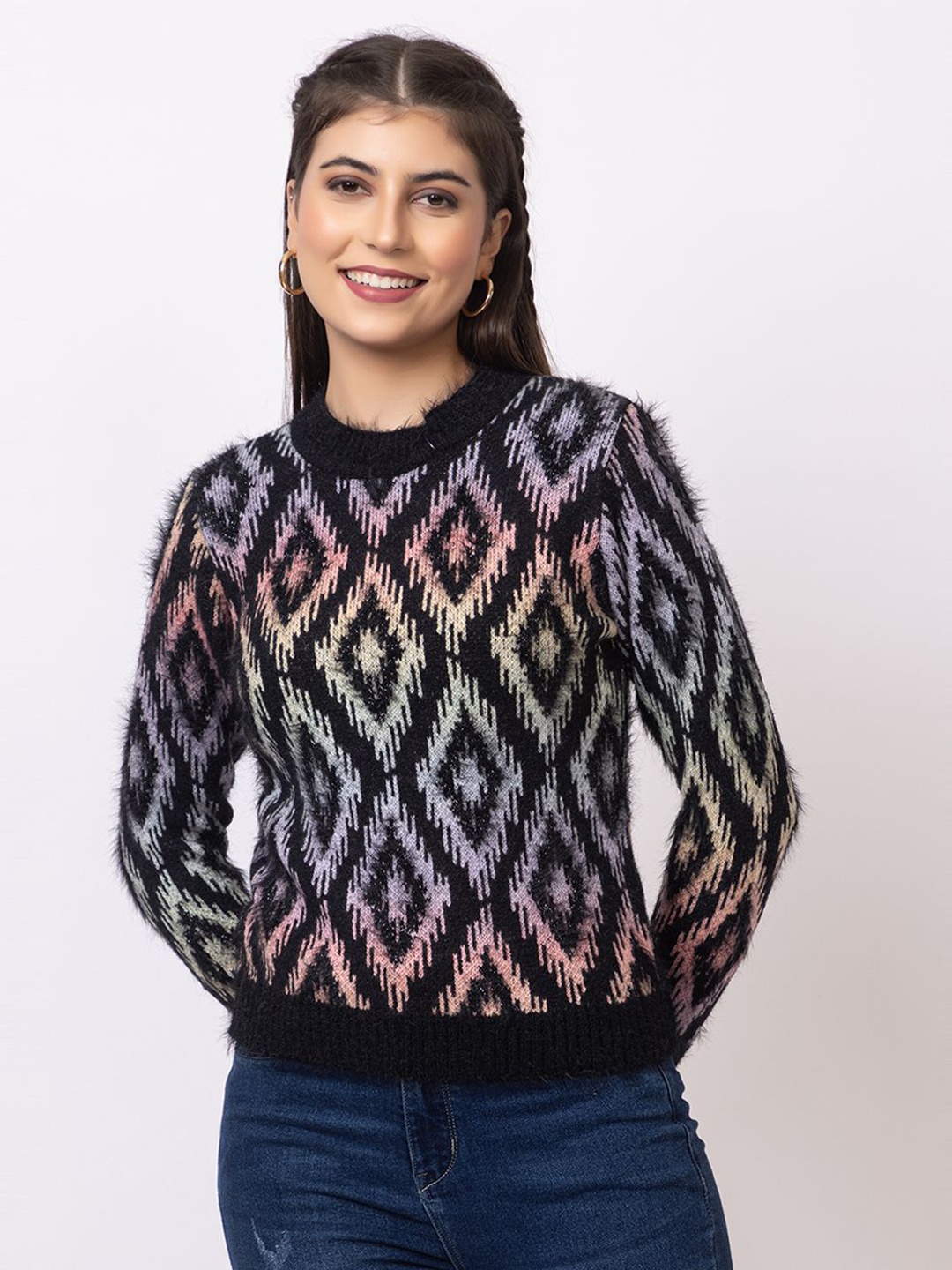 

GFO Women Geometric Printed Woollen Sweaters, Black