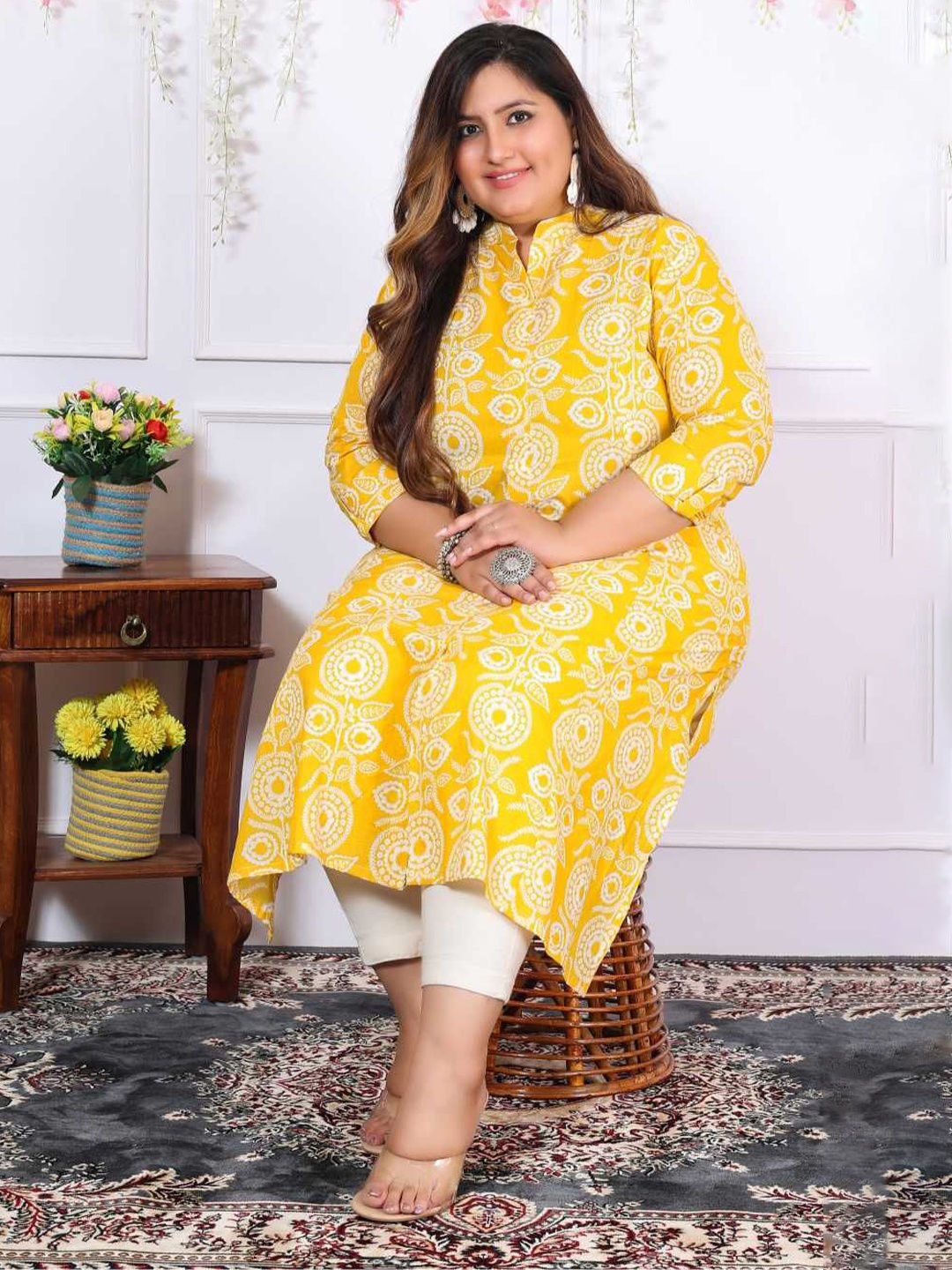 

FLAVIA CREATION Printed Floral Pure Cotton Kurta, Yellow