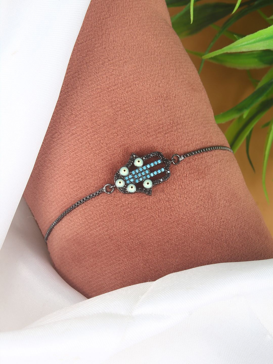 

KPOP Brass Cubic Zirconia Brass-Plated Charm Bracelet, Black