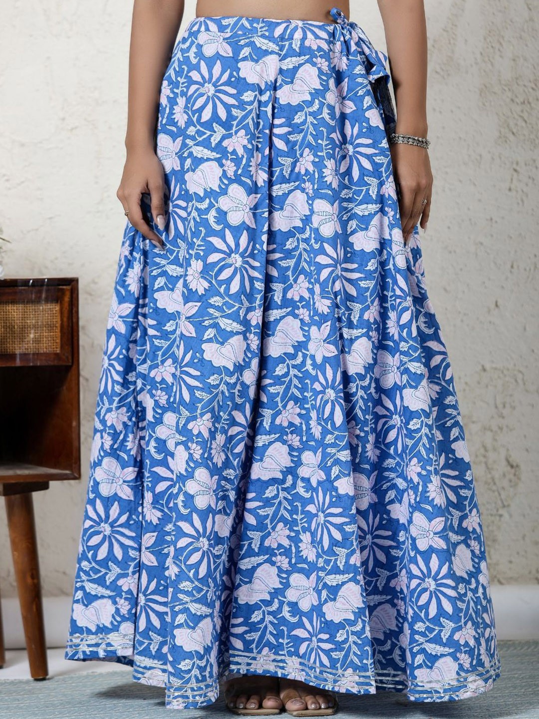 

SILAYIBAZI Floral Printed Maxi Flared Skirt, Blue