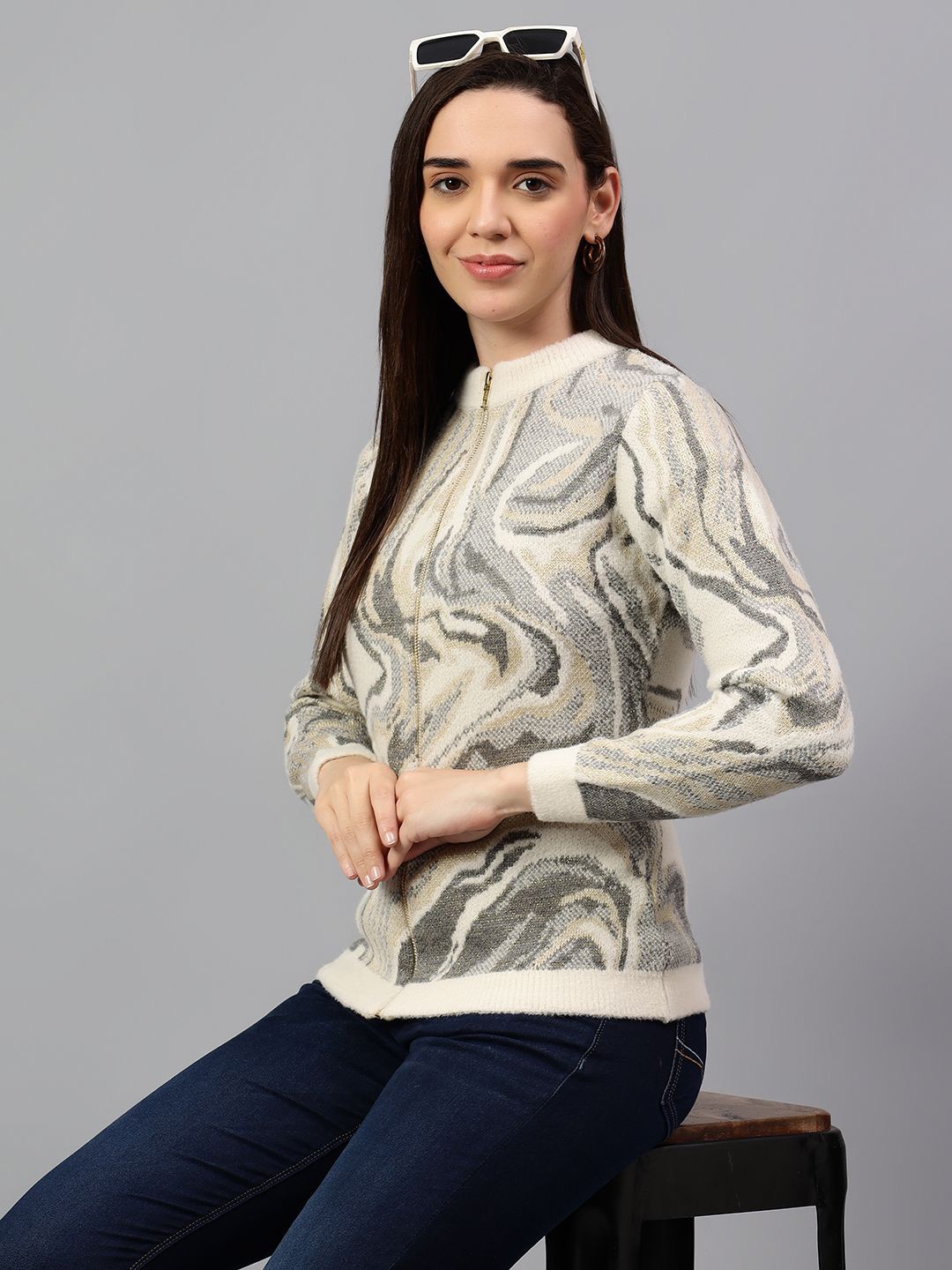

Cantabil Women Printed Cardigan, Off white