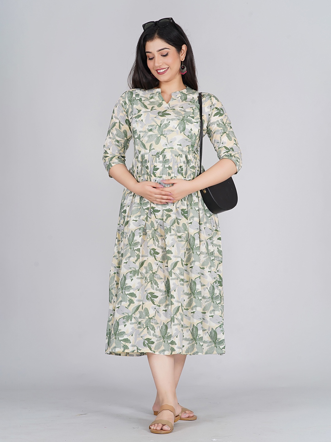 

Kaheksa Floral Printed Maternity Fit and Flare Midi Dress, Green