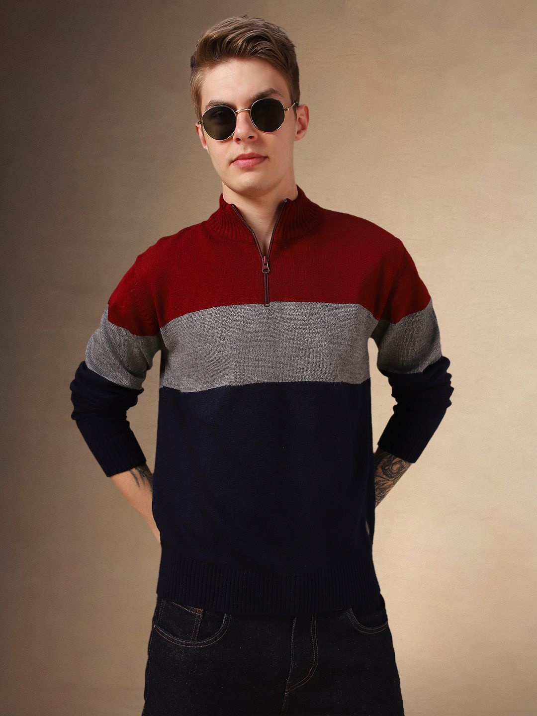 

Dennis Lingo Men Colourblocked Pullover Sweater, Maroon