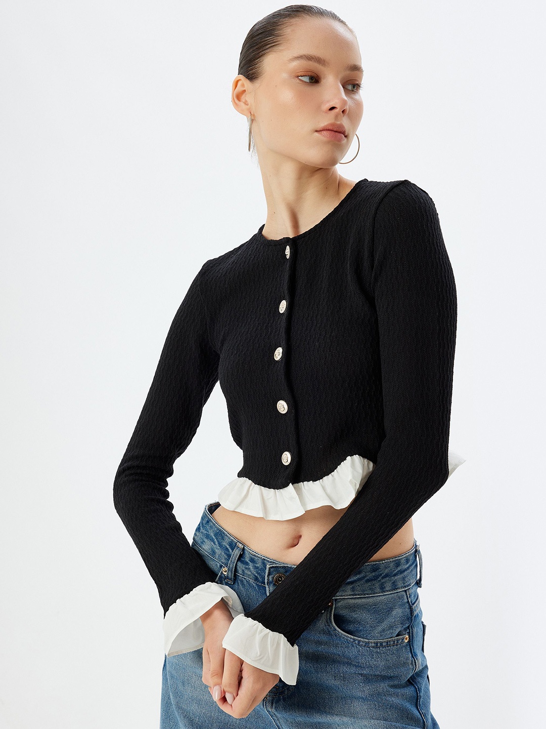 

Koton Women Cable Knit Crop Cardigan, Black