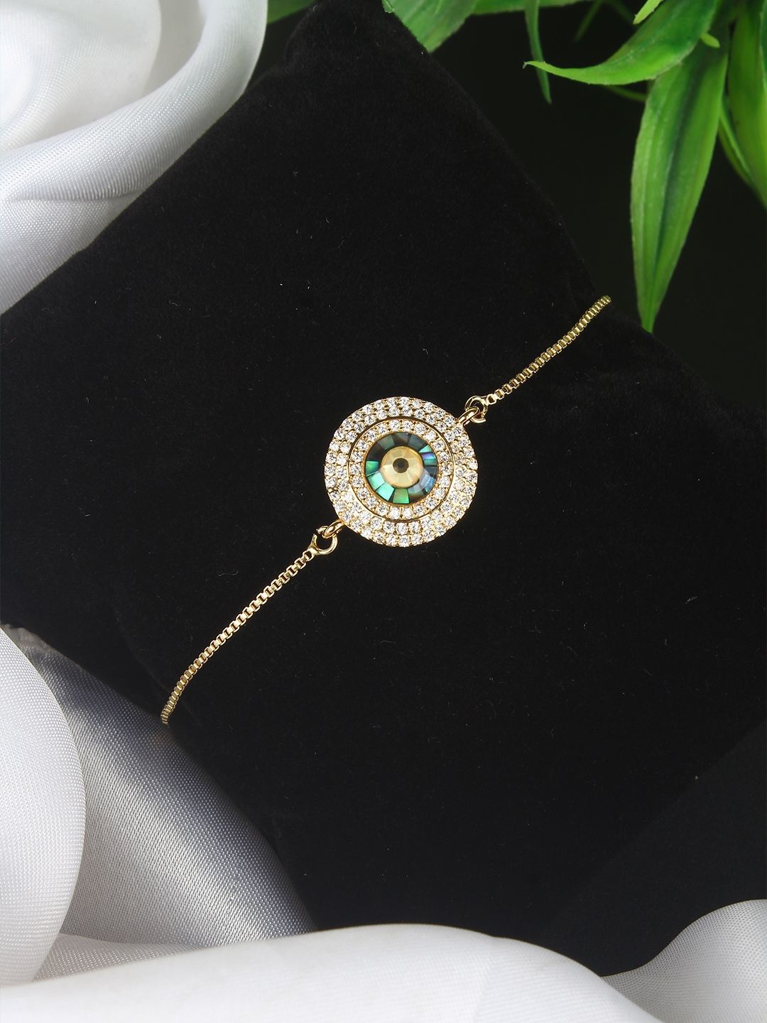 

KPOP Gold Plated Cubic Zirconia Studded Charm Bracelet