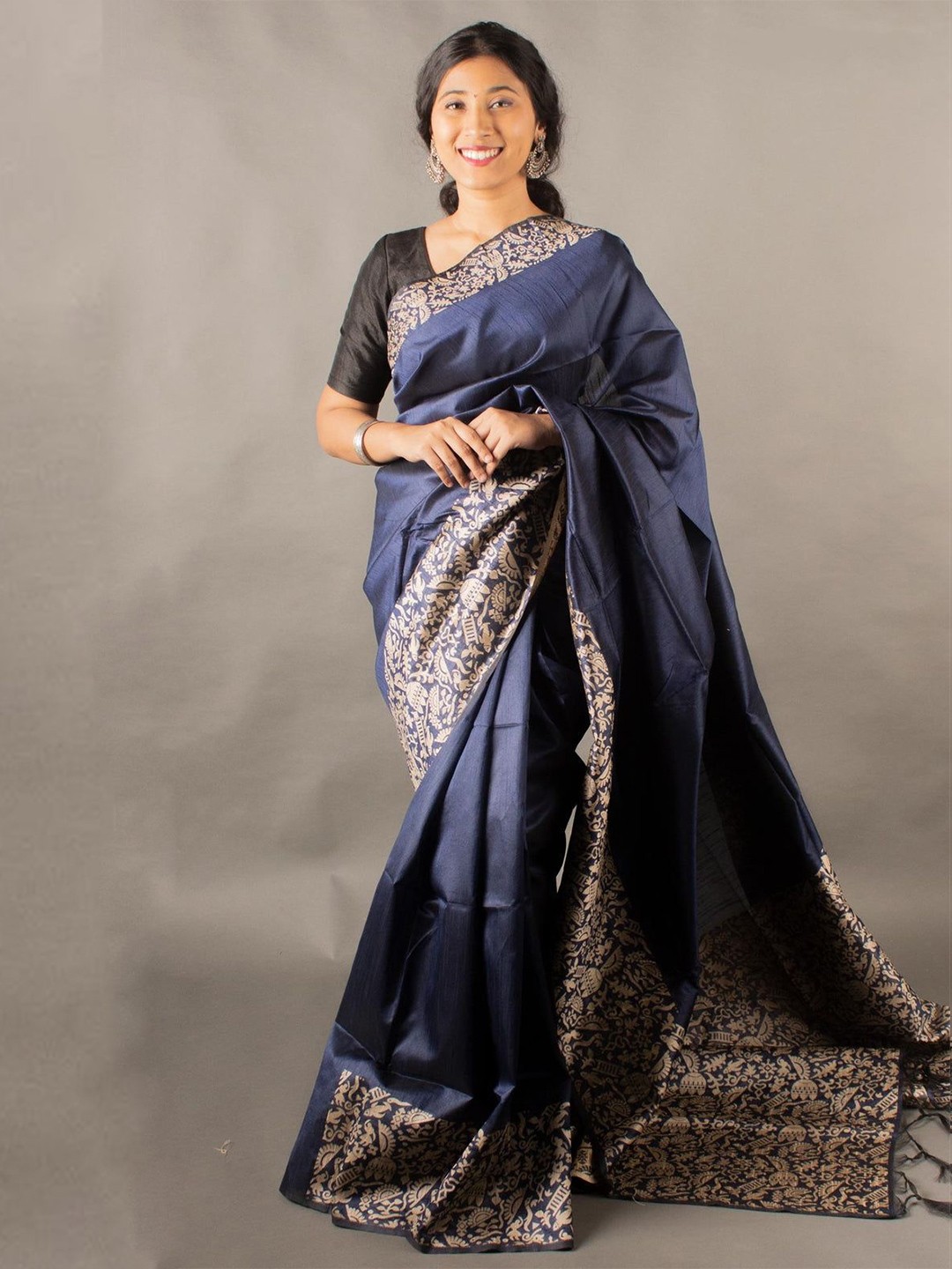 

Kandora Woven Design Border Zari Pure Silk Saree, Navy blue