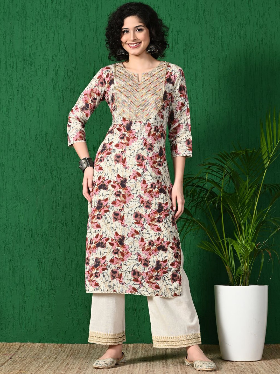 

Sangria Printed Pure Cotton Straight Kurta, Off white