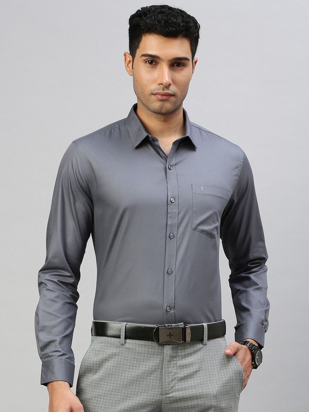 

RAMRAJ Men Solid Full Sleeve Shirt, Grey