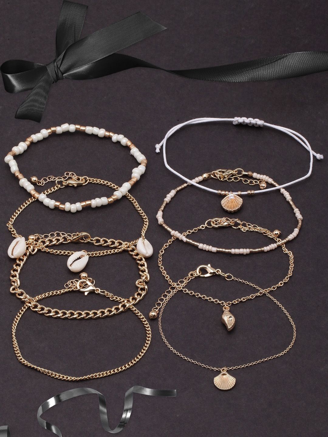 

KPOP Women 8 Brass Gold-Plated Charm Bracelet