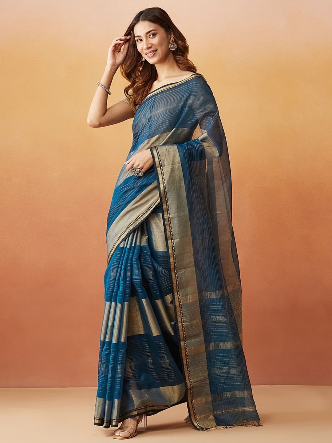 

Fabindia Cotton Silk Blend Maheshwari Saree, Teal