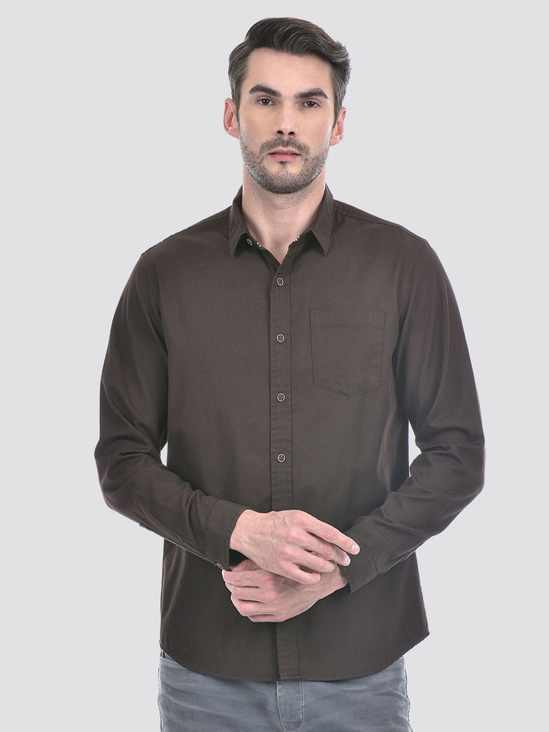 

Numero Uno Men Spread Collar Solid Cotton Slim Fit Casual Shirt, Brown