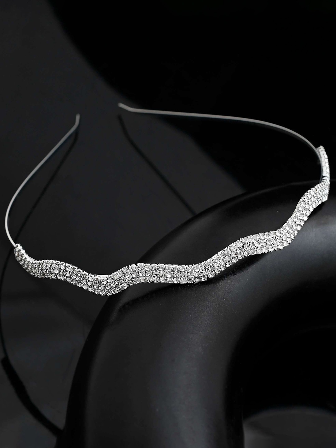 

VOJ Women Embellished Hairband, White