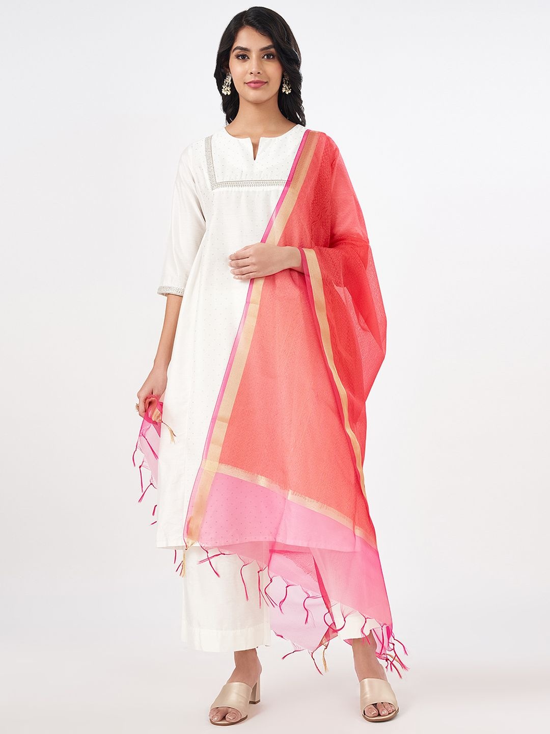 

RANGMANCH BY PANTALOONS Dupatta with Zari, Pink
