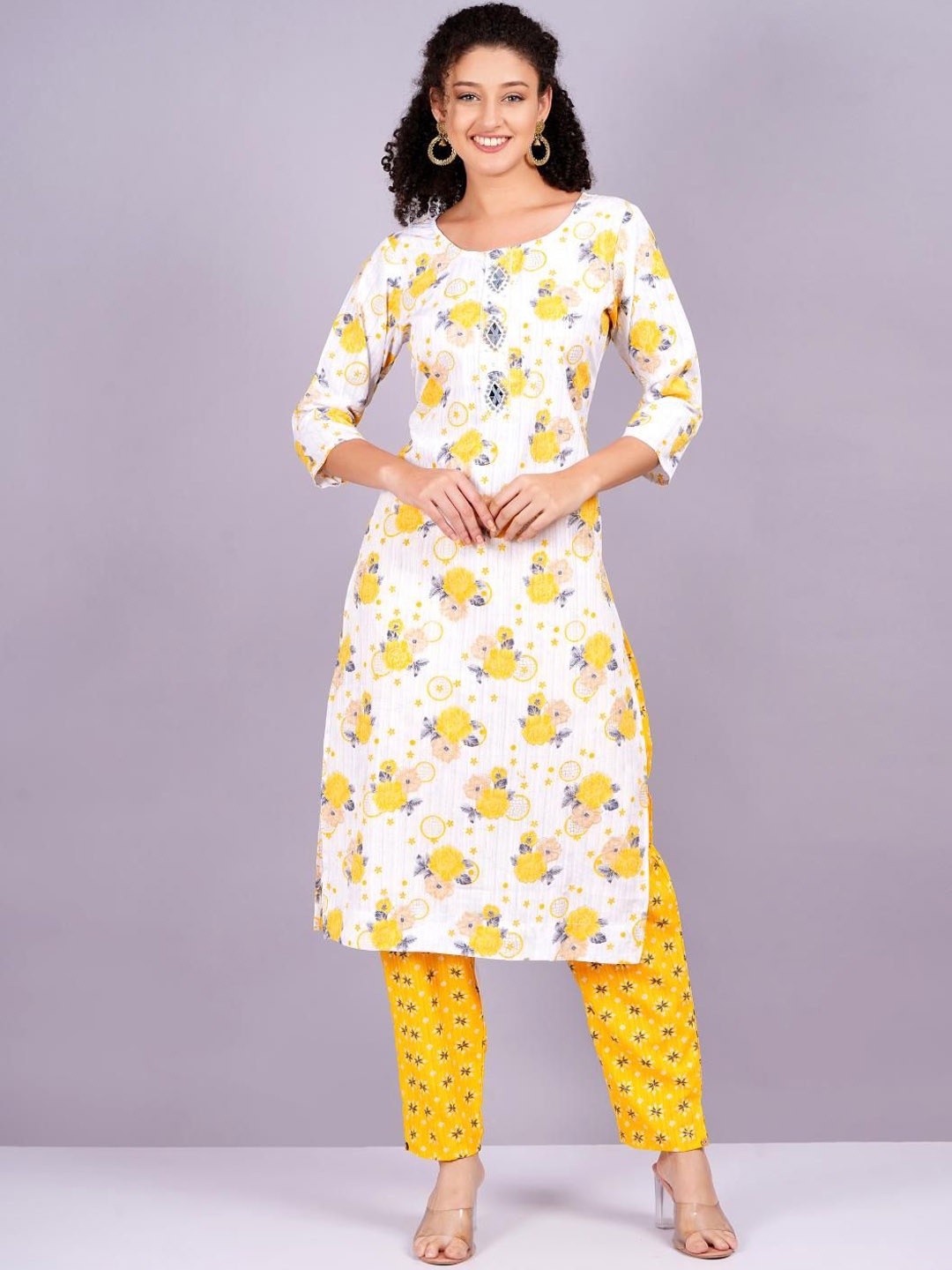 

HIGHLIGHT FASHION EXPORT Women Floral Printed Regular Kurta with Trouser, White