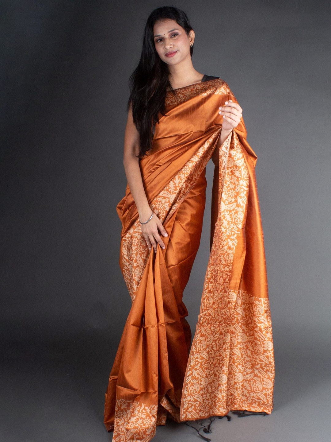 

Kandora Solid Woven Design Zari Pure Silk Saree, Orange