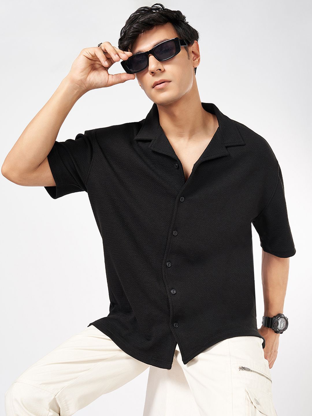

Street 808 by Pantaloons Men Spread Collar Solid Cotton Casual Shirt, Black