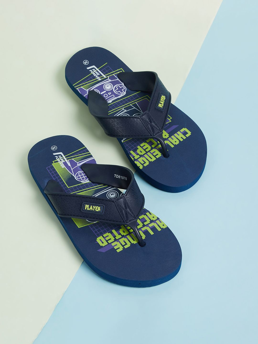 

Fame Forever by Lifestyle Boys Printed Rubber Thong Flip-Flops, Blue