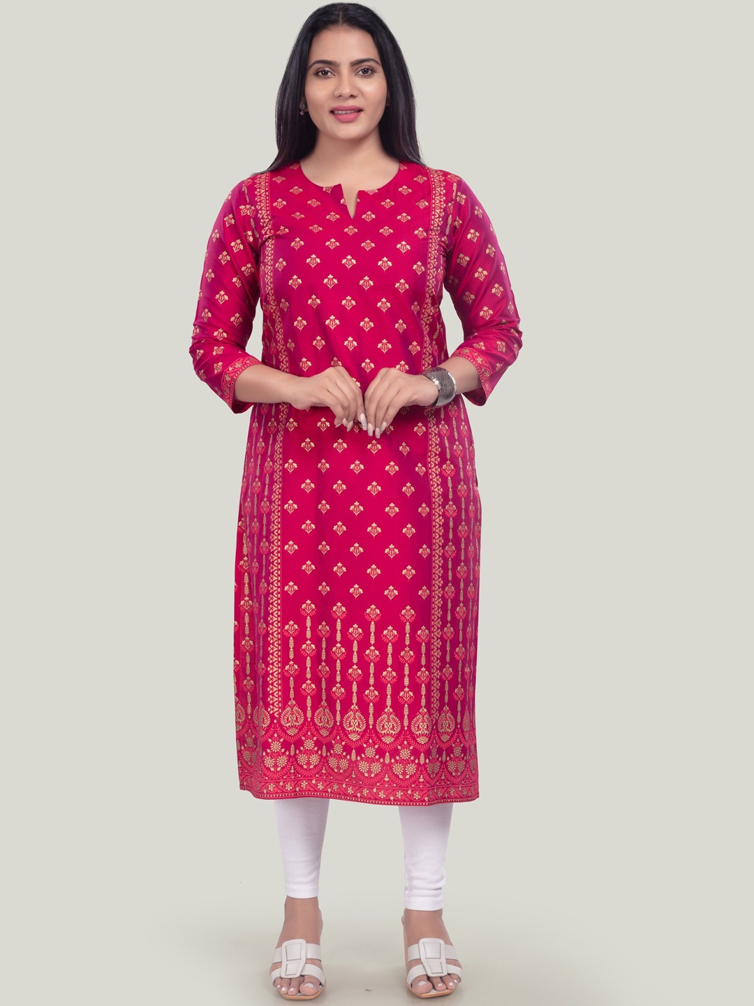 

COTTON CULTURE Women Floral Printed Kurta, Maroon