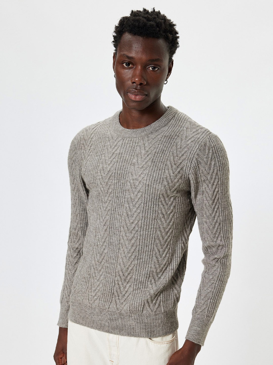 

Koton Men Striped Round Neck Pullover Sweaters, Grey