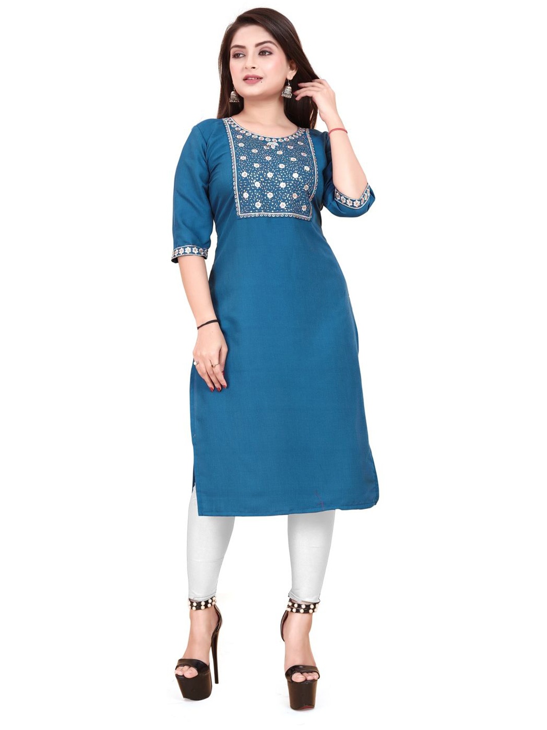 

AKK ENTERPRISE Women Kurta, Blue