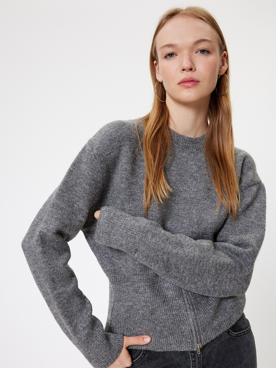 

Koton Women Round Neck Pullover Sweater, Grey