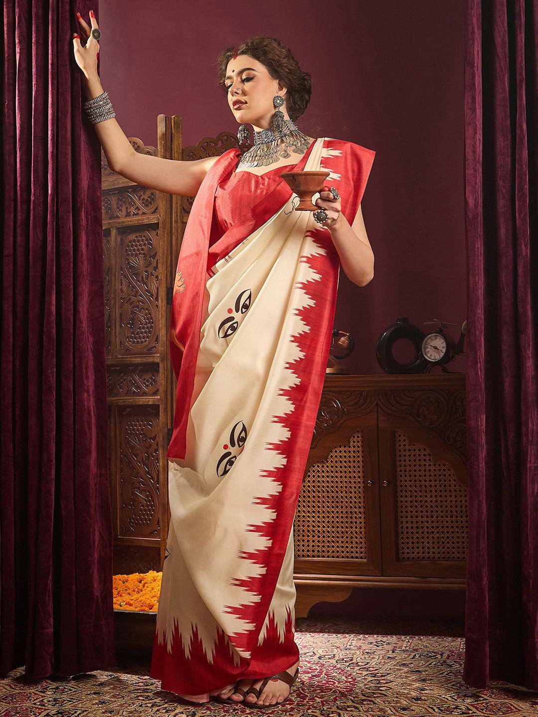 

Saree mall Ethnic Motifs Printed Saree With Blouse Piece, Off white