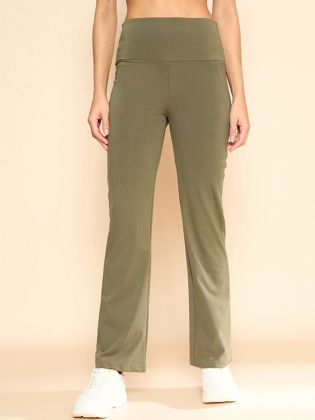 

COLOR CAPITAL Pack of 2 High-Waist Slim-Fit Ankle-Length Antimicrobial Gym Tights, Khaki