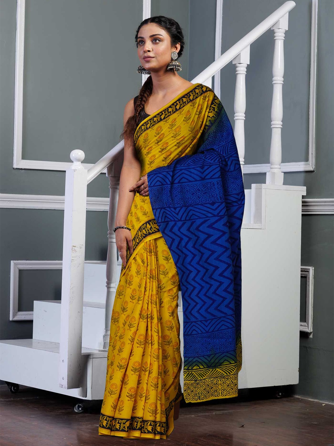 

Unnati Silks Ethnic Motifs Pure Cotton Handloom Block Print Saree, Yellow