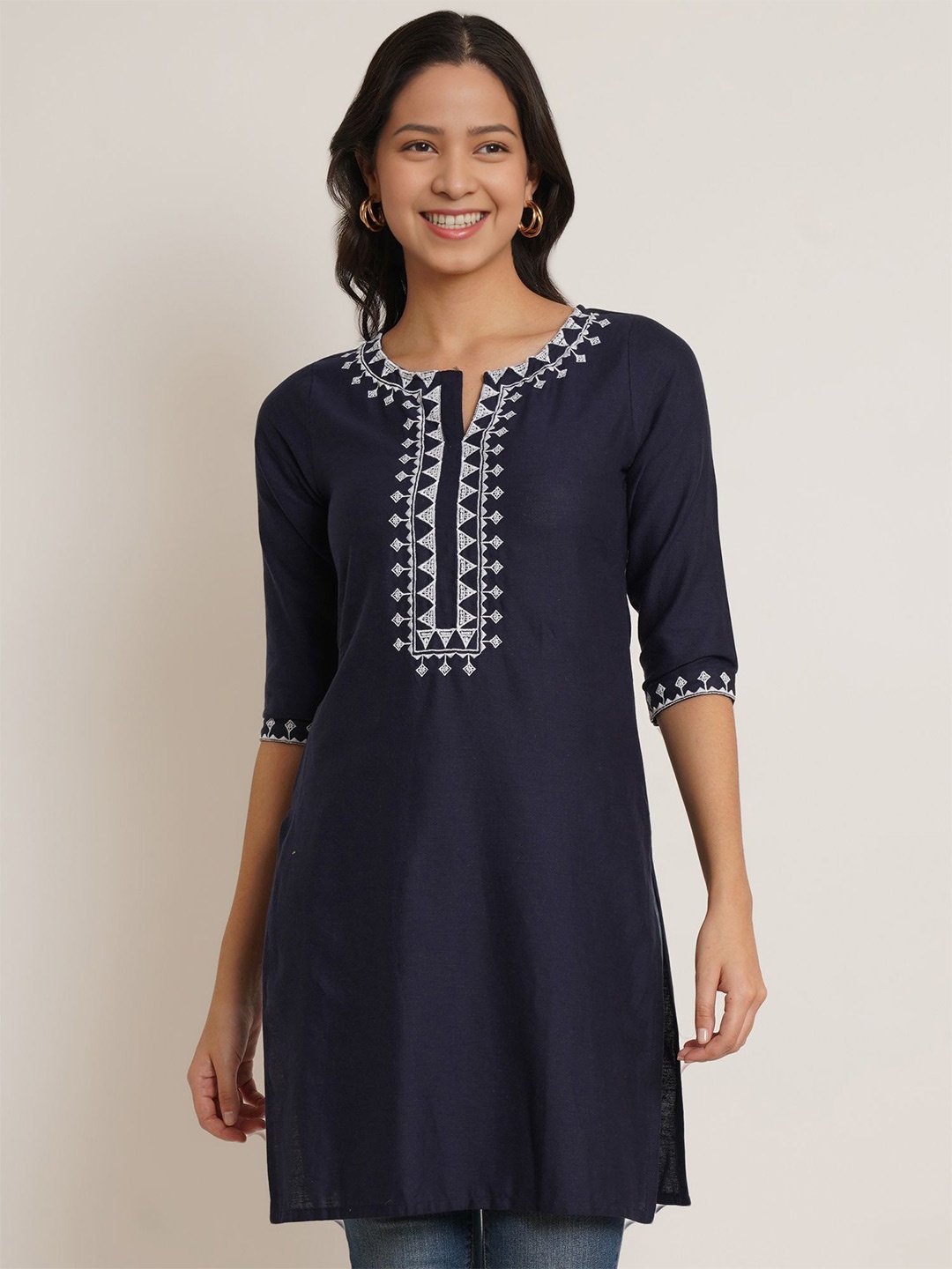 

Brownverse Women Ethnic Motifs Embroidered Pure Cotton A-Line Khadi Kurti, Navy blue