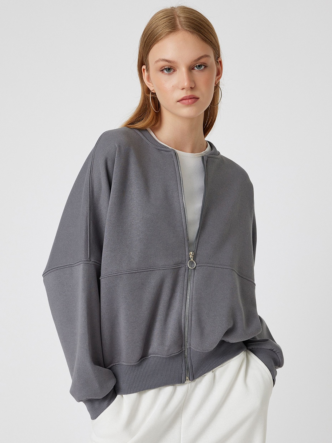 

Koton Women Solid Round Neck Front-Open Sweatshirt, Grey