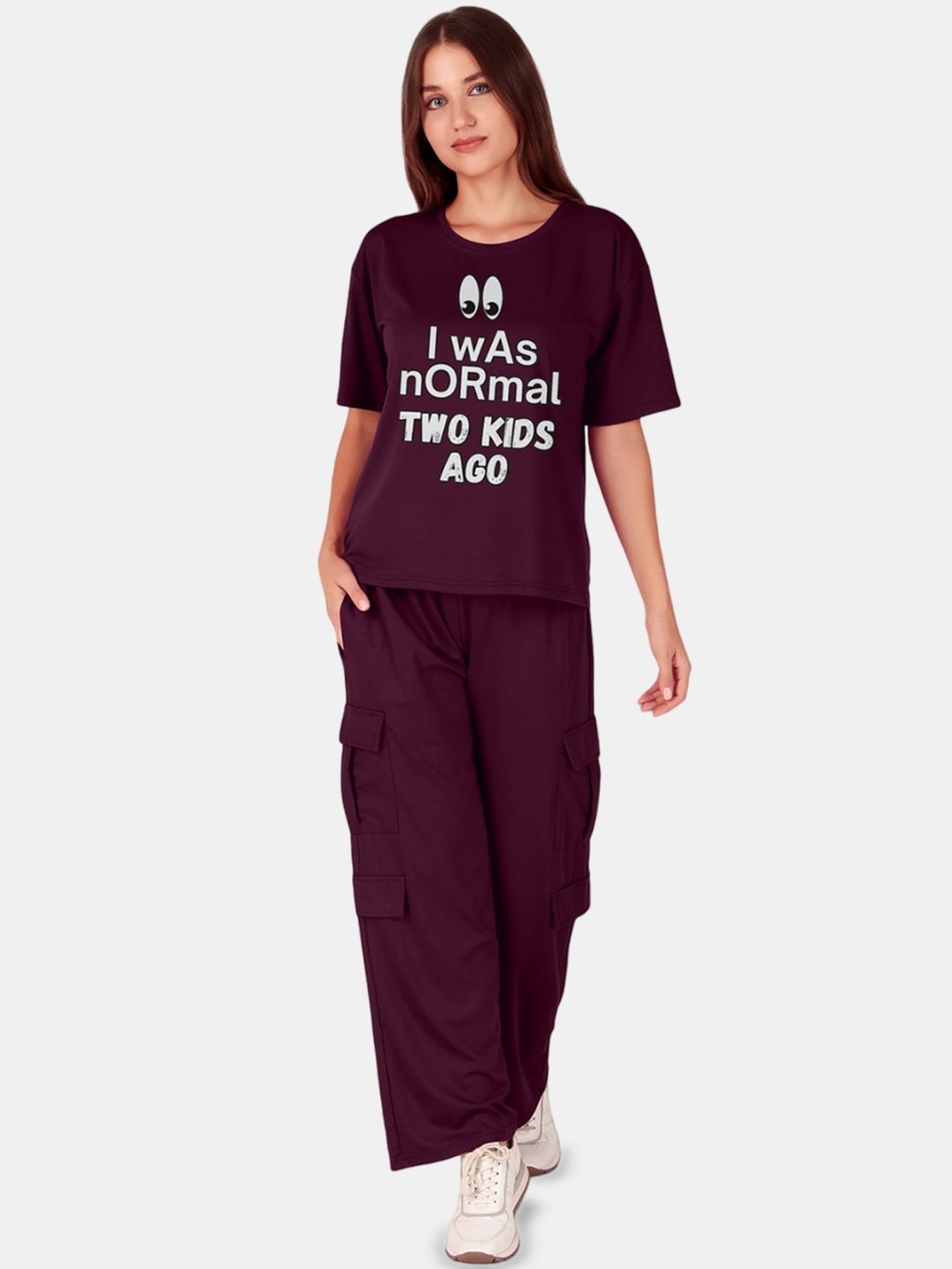 

Fasense Printed Solid T-shirt With Trouser Co-Ords, Maroon