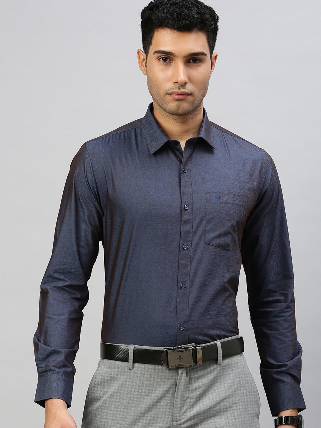 

Ramraj Men Solid Full Sleeve Shirt, Navy blue