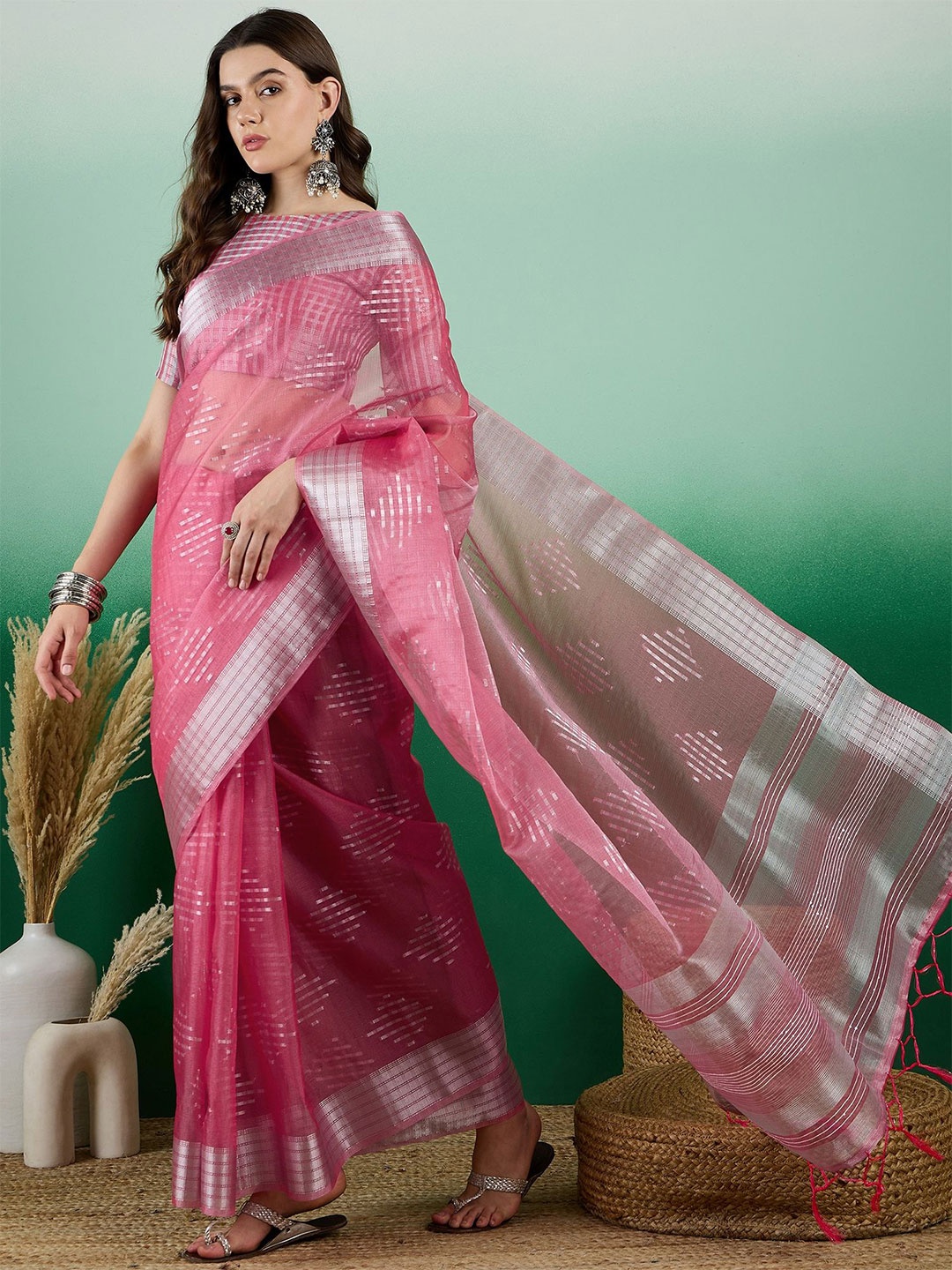 

Maroosh Woven Design Zari Organza Khadi Saree, Pink